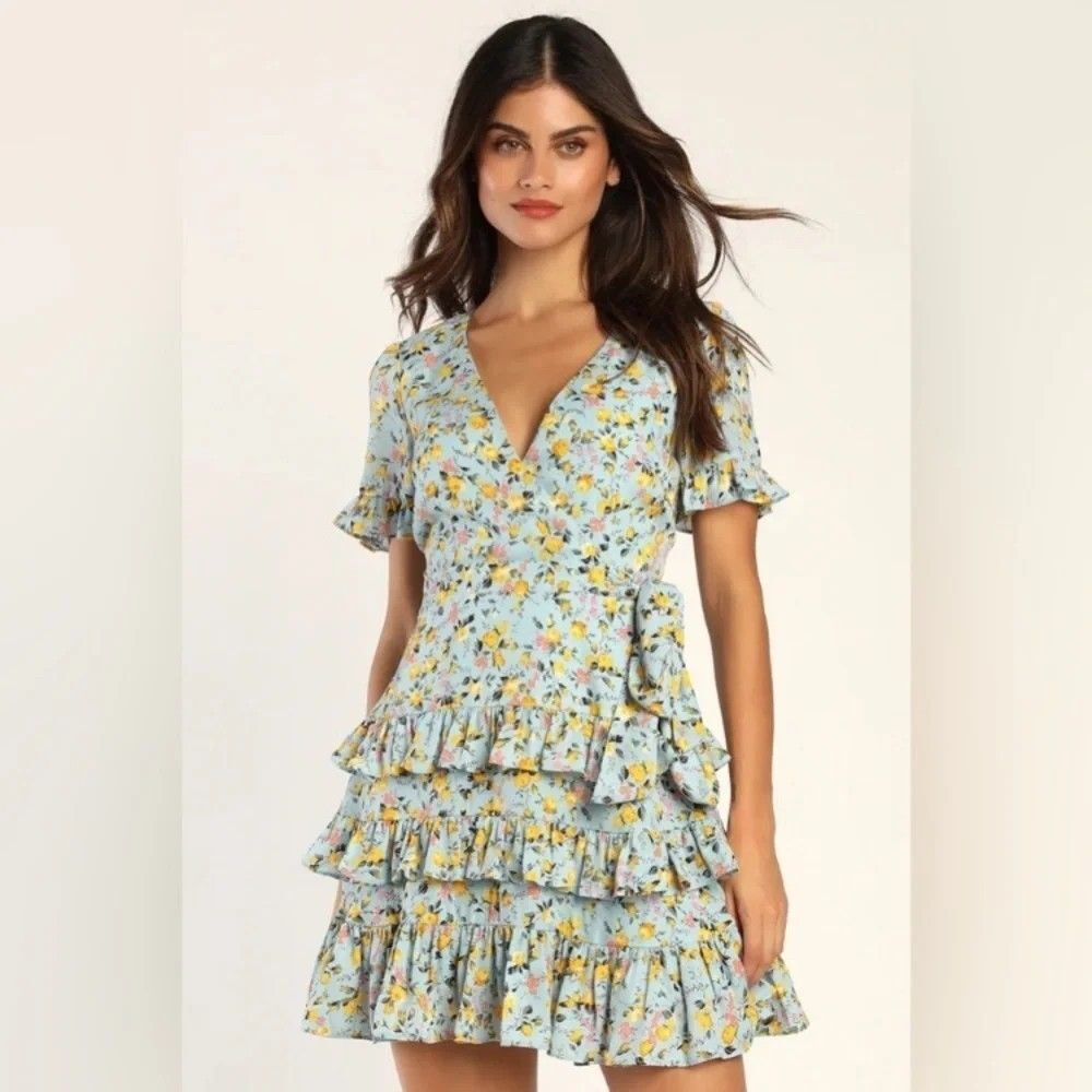 LULUS Women's Feeling Butterflies blue yellow floral short-sleeve tiered dress S